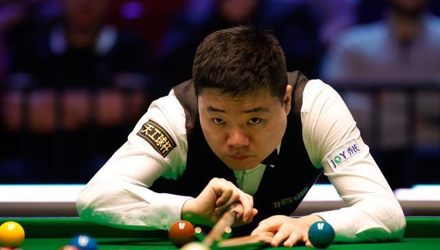 人从资格赛, 静候韦克林, 来到第 人从资格赛, 静候韦克林, 来到第